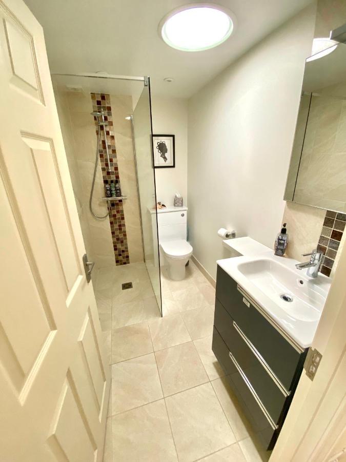A Secluded Self Contained Country Suite With A View - Parking, Easy Access To Bath 코샘 외부 사진