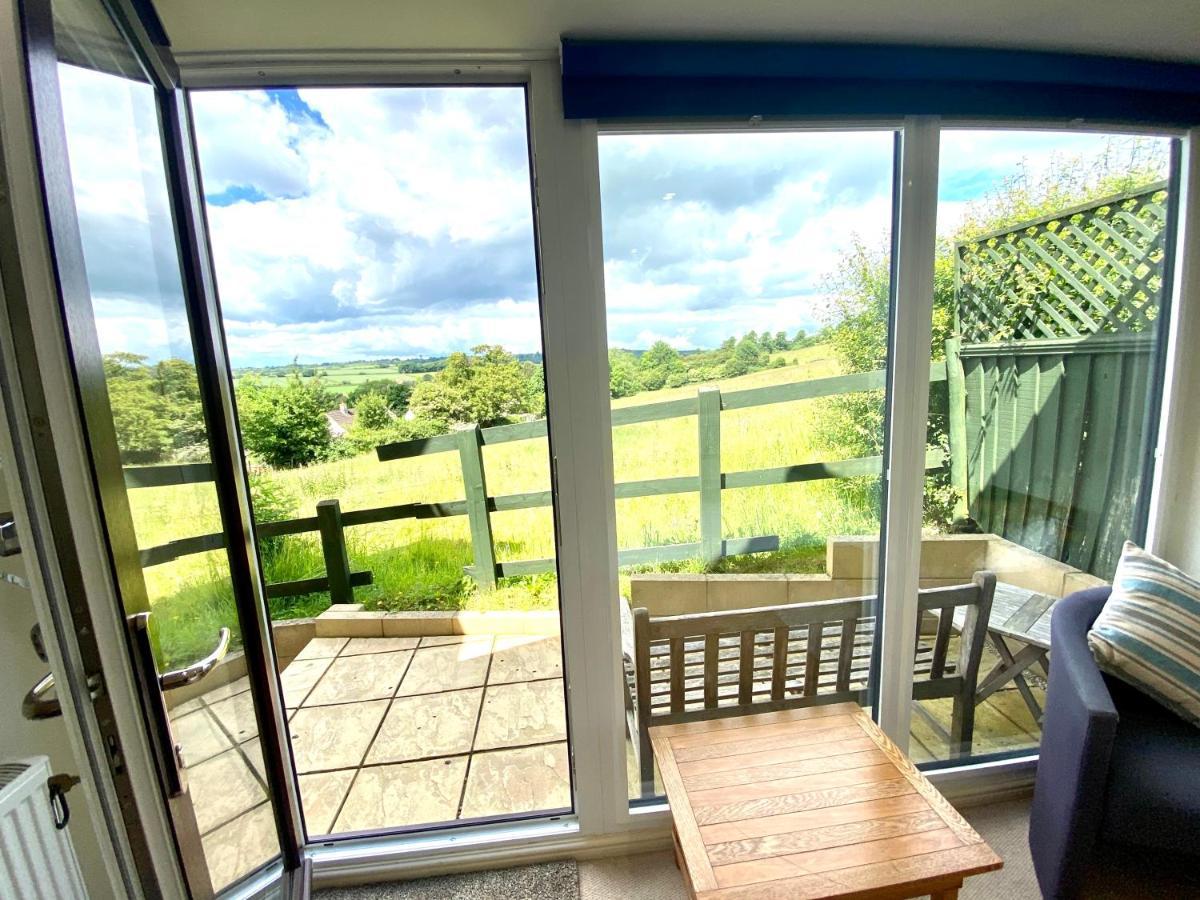 A Secluded Self Contained Country Suite With A View - Parking, Easy Access To Bath 코샘 외부 사진
